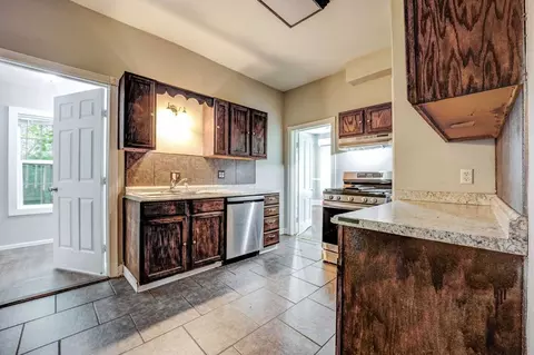 906 N 36th St, Fort Smith, AR 72903