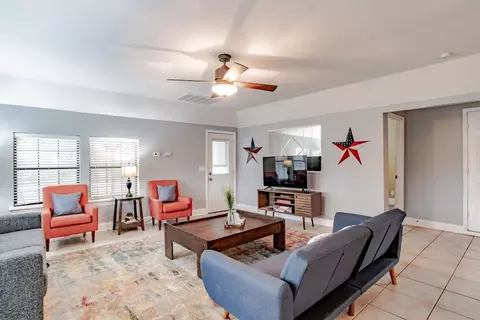 river pl, Mobile, AL 36605