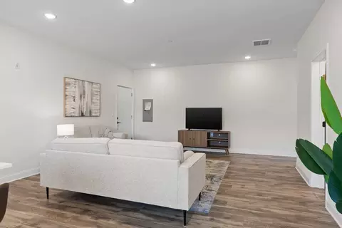 Undisclosed, Chattanooga, TN 37404