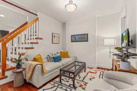 kater st, Philadelphia, PA 19147