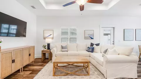 casa pl, Laguna Beach, FL 32413
