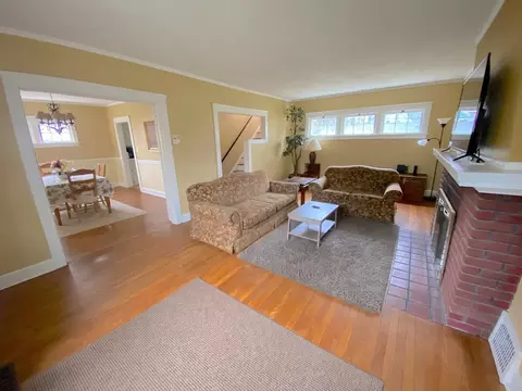 maple rd, Cleveland Heights, OH 44121