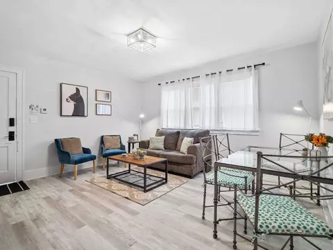 gridley st, Lakewood, OH 44107