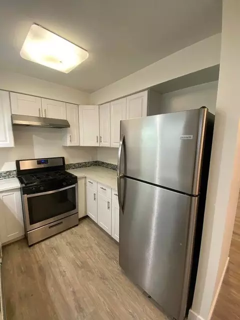 40 30th Ave #A, Venice, CA 90291