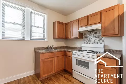 621 W Melrose St #K1, Chicago, IL 60657