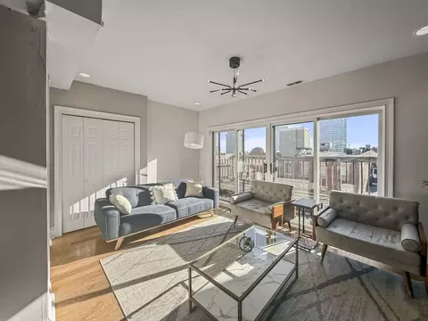 chestnut st, Philadelphia, PA 19106