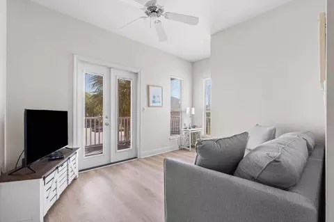 topaz cv, Miramar Beach, FL 32550