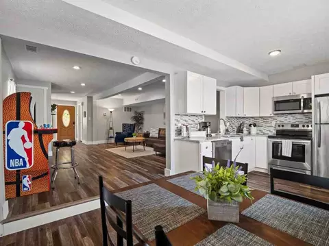 portage lakes dr, Akron, OH 44319