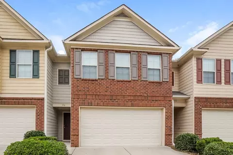 350 Oaktown Pl, Lawrenceville, GA 30044