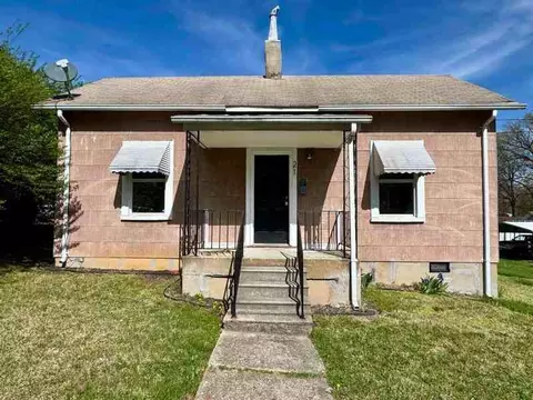 21 Dallas Ave, Danville, VA 24541