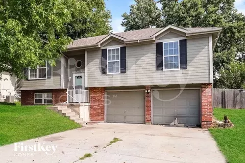 539 NE Summit Dr, Blue Springs, MO 64014