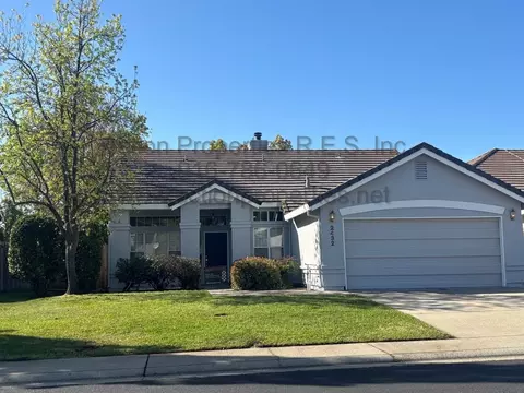 2432 Stefanie Dr, Rocklin, CA 95765