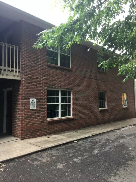 3854 Northeast Dr #D, Clarksville, TN 37040