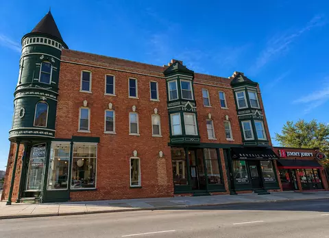 2204 N Clybourn Ave #3, Chicago, IL 60614