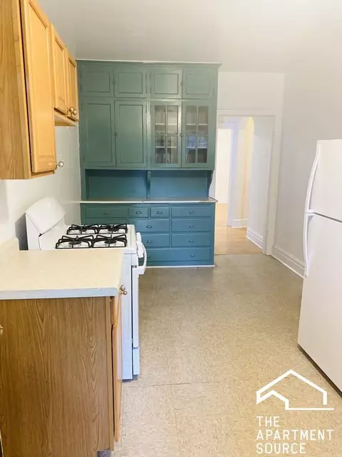 3148 Harlem Ave #2G, Riverside, IL 60546
