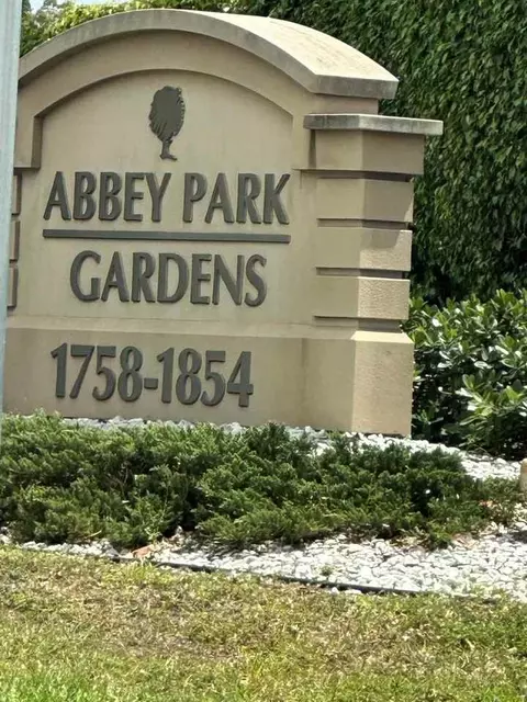1806 Abbey Rd # 203 D, West Palm Beach, FL 33415