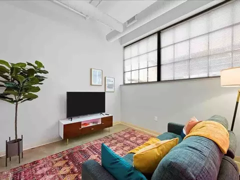 1 St Ave #1014454P, Pittsburgh, PA 15219