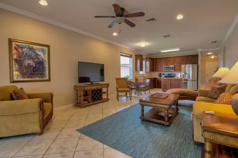 fern lake ct, Naples, FL 34114