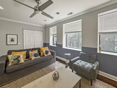 chestnut st, Philadelphia, PA 19106