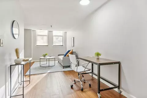 airmont ct, Louisville, KY 40203