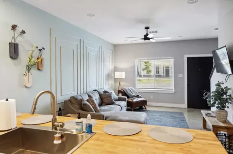 w 22nd st, Bryan, TX 77803