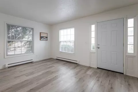 890 NW Division St, Gresham, OR 97030 photo 10