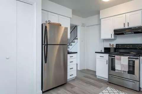 890 NW Division St, Gresham, OR 97030 photo 6