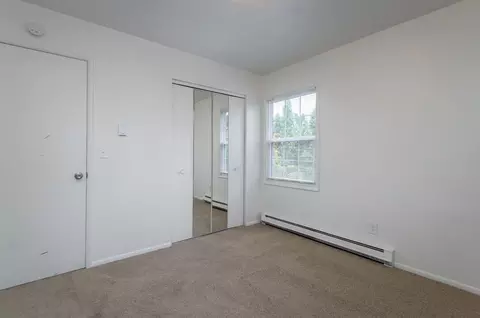 890 NW Division St, Gresham, OR 97030 photo 5