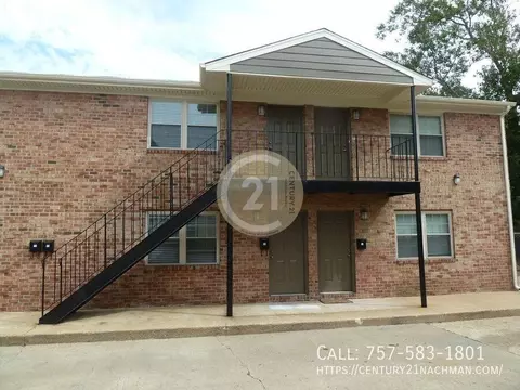 309 Ashlawn Dr #11, Norfolk, VA 23505