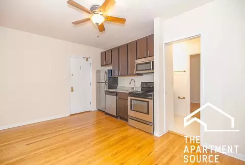 1504 N Dearborn Pkwy #306, Chicago, IL 60610