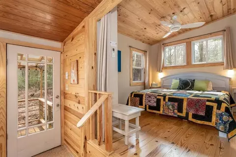 crawford dairy rd, Chapel Hill, NC 27516