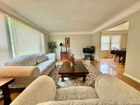 cranston rd, University Heights, OH 44118