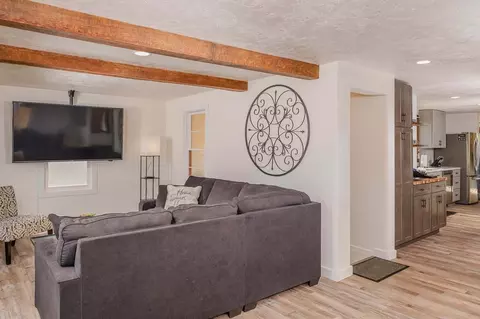 wolf river dr, Fremont, WI 54940