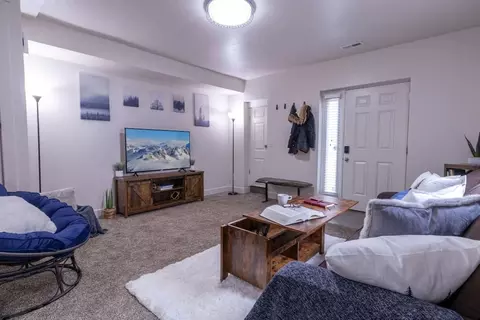 e markea ave, Salt Lake City, UT 84102