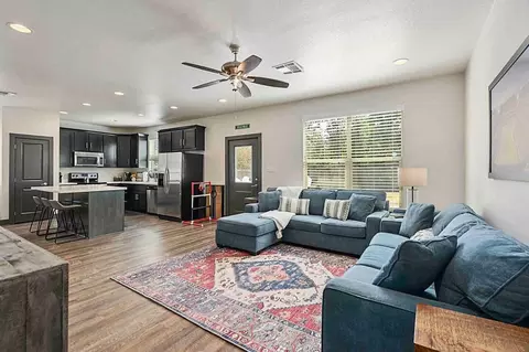 oaklawn st, Bryan, TX 77801