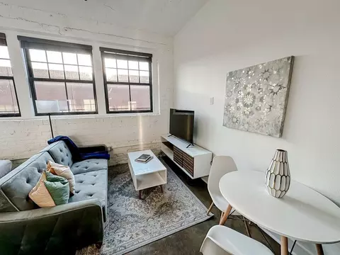 n santa fe st, Wichita, KS 67202