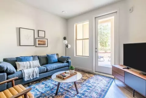 e middlefield rd, Mountain View, CA 94043