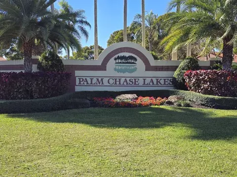 10367 S Circle Lake Dr #202, Boynton Beach, FL 33437