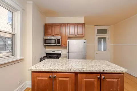 3501 W Fullerton Ave #3, Chicago, IL 60647