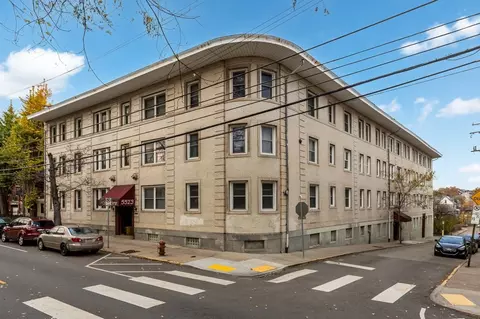 5523 Ellsworth Ave #12C, Pittsburgh, PA 15232