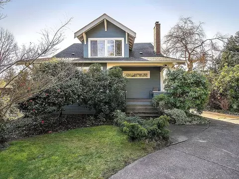 1745 N 128th St, Seattle, WA 98133