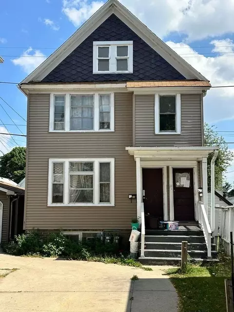 1578 S Union St #1, Milwaukee, WI 53204