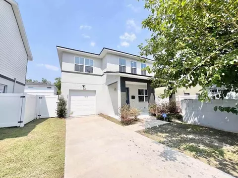 907 Randall St, Orlando, FL 32805