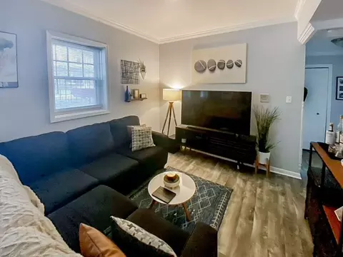 3708 N Sheffield Ave #3714-101, Chicago, IL 60613