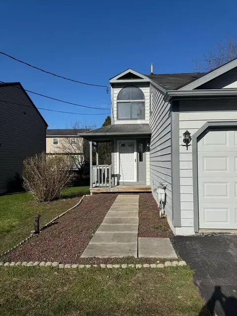 323 Gillespie Ave, Fairmount, NY 13219