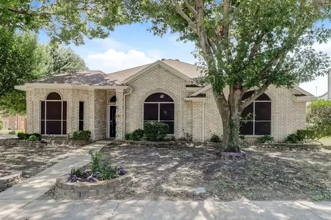 602 Copeland Dr, Cedar Hill, TX 75104