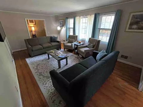 grosse point dr, Columbia, SC 29206