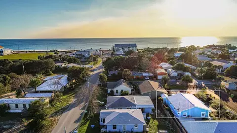 corto pl, Laguna Beach, FL 32413