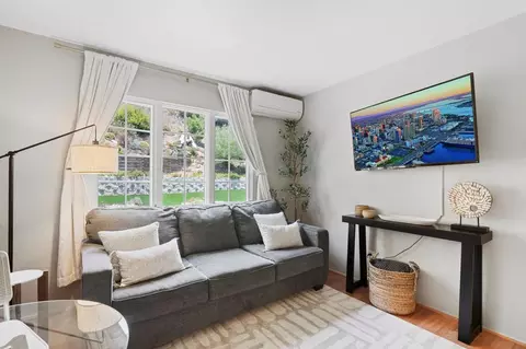 robbins ct, San Diego, CA 92122