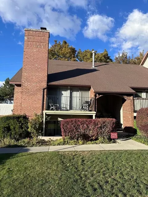 1219 E Cottonwood Hills Dr #4, Sandy, UT 84094